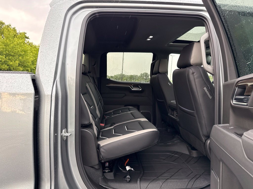 New 2026 Chevrolet Silverado 1500 RST w/ Dark Appearance Package AWD/4WD image 11