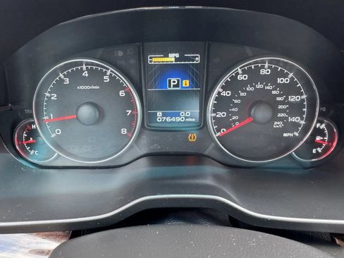 Used 2013 Subaru Legacy 2.5i Limited AWD/4WD image 16