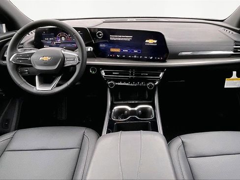 New 2026 Chevrolet Traverse LT w/ Driver Confidence Package image 6