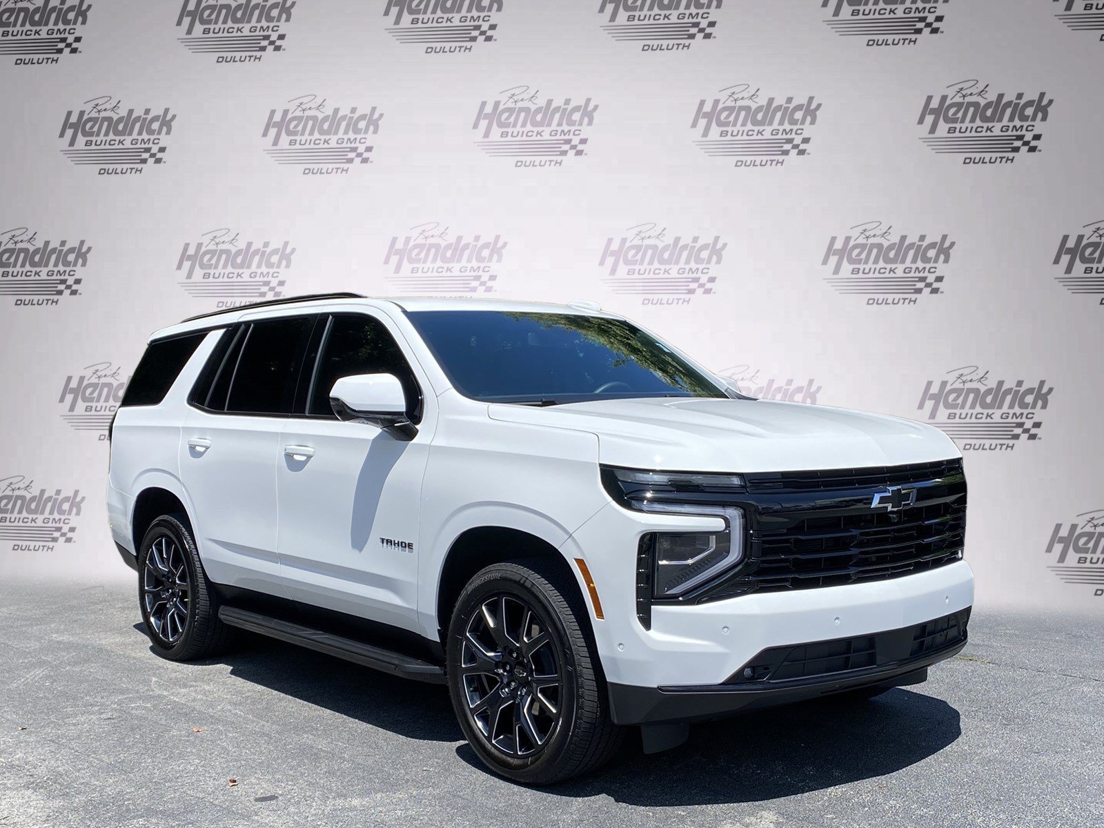 Used 2026 Chevrolet Tahoe RST w/ Comfort Package AWD/4WD image 2