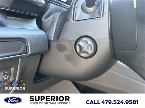 Used 2022 Cadillac Escalade ESV Luxury w/ LPO, Illumination Package image 27