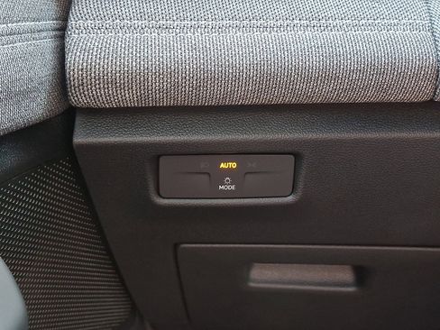 New 2026 Volkswagen Tiguan S AWD/4WD image 14