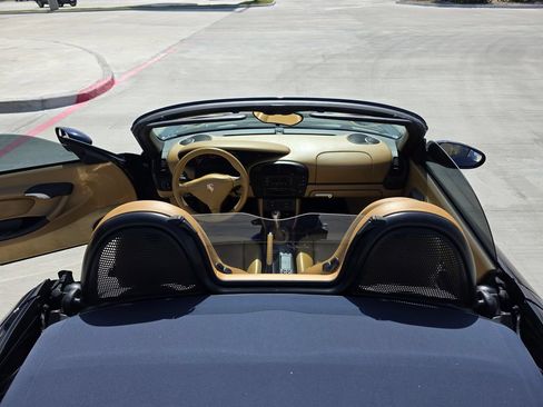 Used 2003 Porsche Boxster RWD image 11