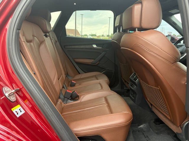 Used 2019 Audi Q5 Prestige w/ Prestige Package AWD/4WD image 12