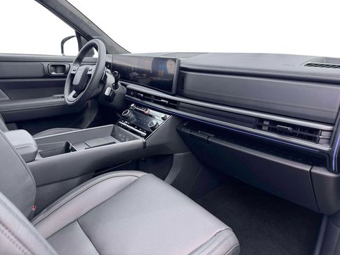 New 2026 Hyundai Santa Fe Calligraphy FWD image 15
