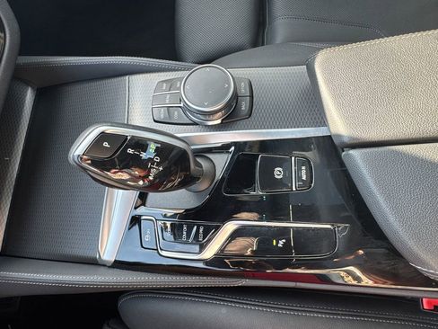 Used 2023 BMW 530i w/ M Sport Package image 31