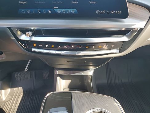 New 2026 Cadillac Lyriq Premium Luxury w/ LPO, Floor Liner Package image 39