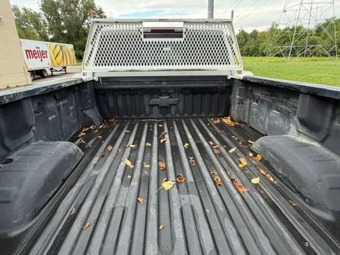 Used 2021 Chevrolet Silverado 2500 LT AWD/4WD image 27