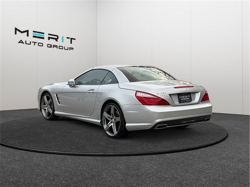 Used 2015 Mercedes-Benz SL 550 image 7
