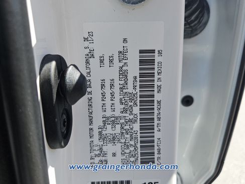 Used 2023 Toyota Tacoma SR5 w/ Technology Package RWD image 14