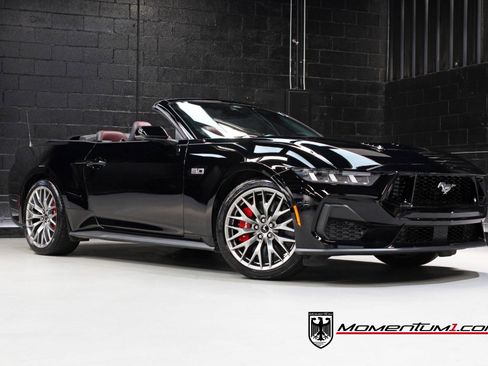Used 2025 Ford Mustang GT Premium RWD image 1