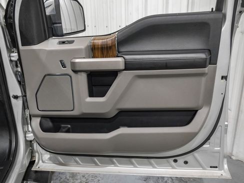 Used 2018 Ford F150 Lariat image 45