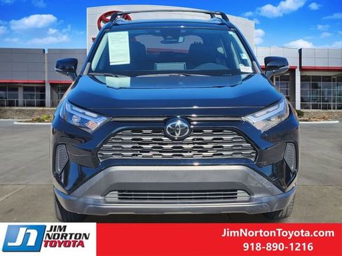 Used 2023 Toyota RAV4 XLE image 2