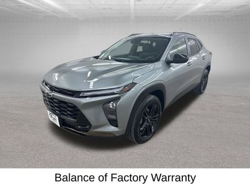 Used 2025 Chevrolet Trax ACTIV w/ Driver Confidence Package image 7