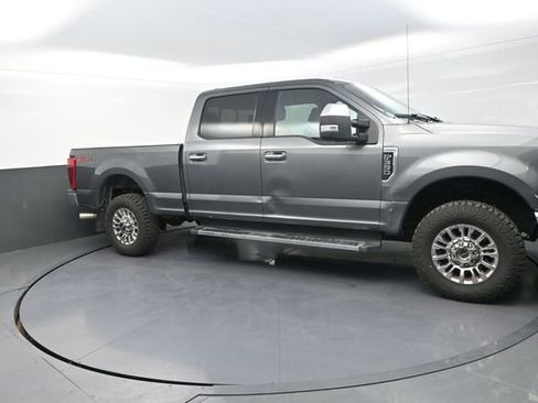 Used 2021 Ford F350 XLT w/ XLT Premium Package image 22