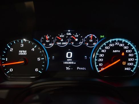 Used 2017 GMC Yukon Denali w/ Open Road Package image 25