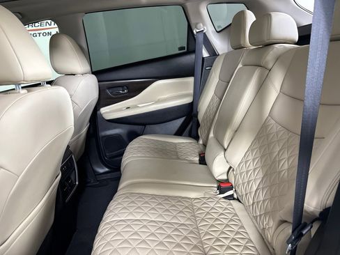 Used 2023 Nissan Murano Platinum w/ Cargo Package FWD image 24