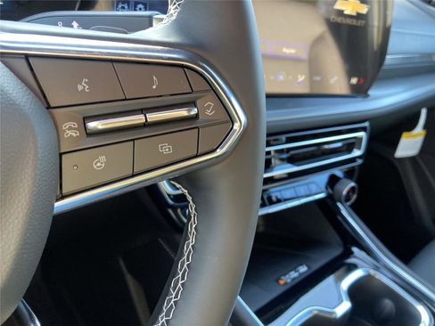 New 2026 Chevrolet Traverse LT w/ Midnight/Sport Edition image 15