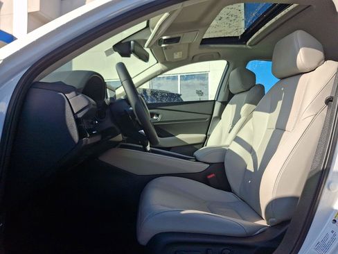 New 2025 Honda Accord Touring image 7