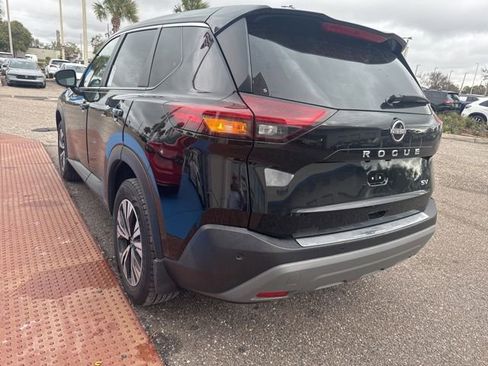 Used 2023 Nissan Rogue SV image 22