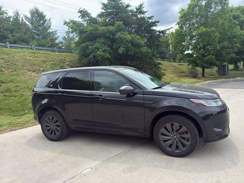 Used 2020 Land Rover Discovery Sport S R-Dynamic AWD/4WD image 4