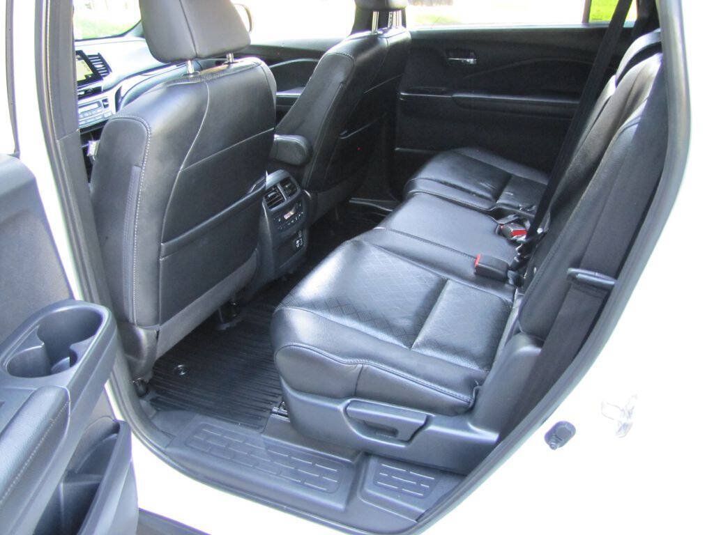 Used 2020 Honda Passport Touring image 19