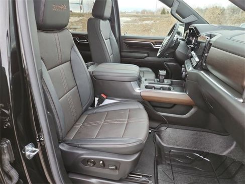 Certified 2024 Chevrolet Silverado 1500 High Country w/ Midnight Edition image 28