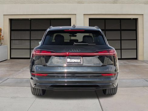 Used 2023 Audi e-tron Premium w/ Convenience Plus Package AWD/4WD image 5