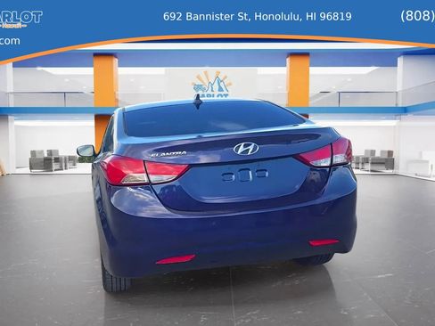 Used 2013 Hyundai Elantra GLS w/ Preferred Pkg FWD image 13