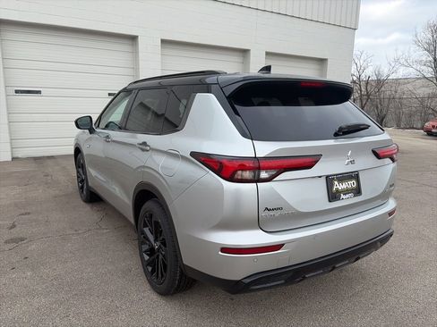New 2025 Mitsubishi Outlander SEL Black Edition image 5