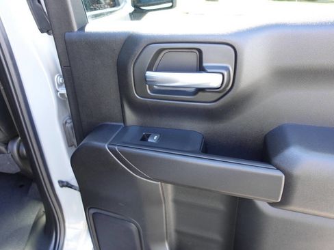 Used 2024 Chevrolet Silverado 1500 Custom image 27