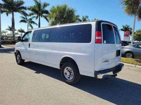 Used 2019 Chevrolet Express 3500 LT w/ LT Preferred Equipment Group image 5
