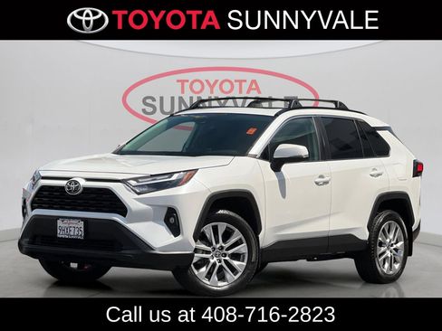 Used 2023 Toyota RAV4 XLE Premium FWD image 2