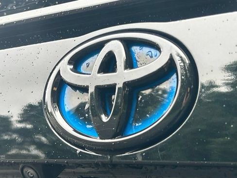 Used 2023 Toyota RAV4 SE w/ Weather & Moonroof Package AWD/4WD image 20
