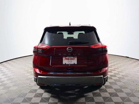 Certified 2025 Nissan Rogue SL AWD/4WD image 5