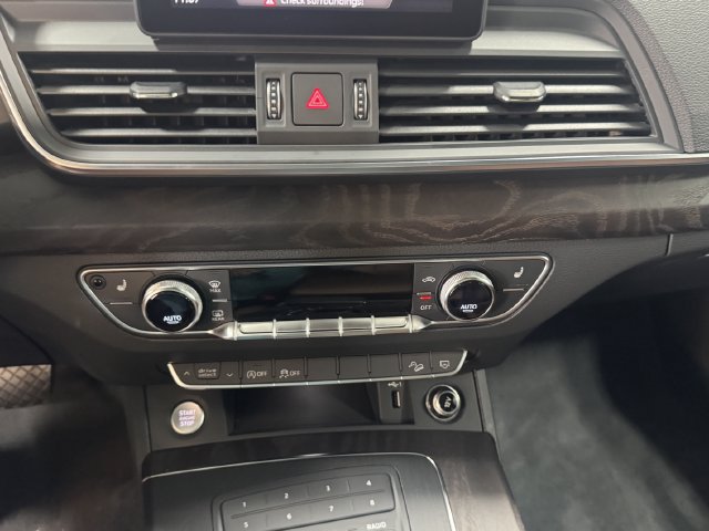 Used 2019 Audi Q5 Premium w/ Convenience Package AWD/4WD image 21
