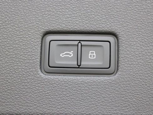 New 2026 Audi Q8 Premium Plus image 31