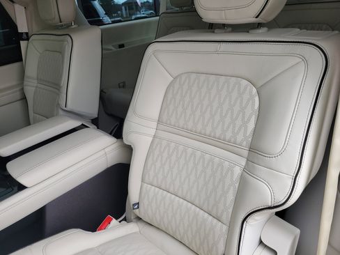 Used 2019 Lincoln Navigator L Black Label w/ Cargo Package image 9