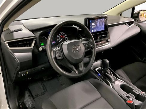 Used 2024 Toyota Corolla LE FWD image 18