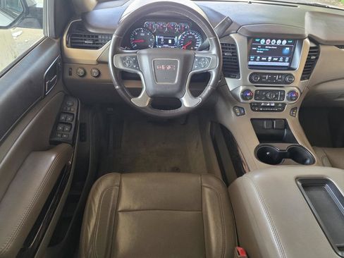 Used 2018 GMC Yukon SLT w/ Open Road Package AWD/4WD image 14