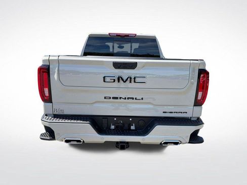 New 2026 GMC Sierra 1500 Denali w/ Technology Package AWD/4WD image 4