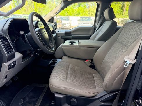 Used 2019 Ford F150 XLT image 12