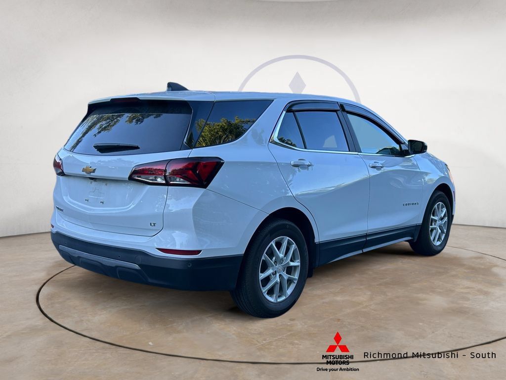 Used 2023 Chevrolet Equinox LT FWD image 3