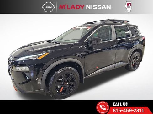 Used 2026 Nissan Rogue SV image 3
