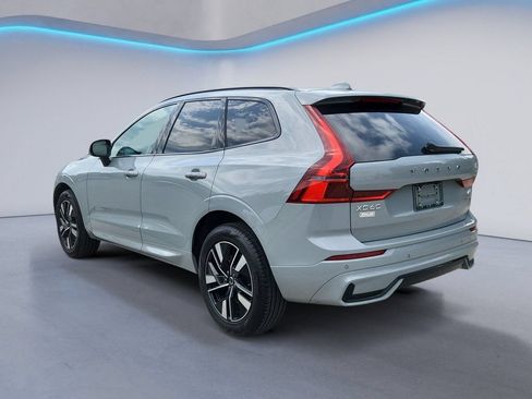 Used 2026 Volvo XC60 B5 Core w/ Climate Package AWD/4WD image 5