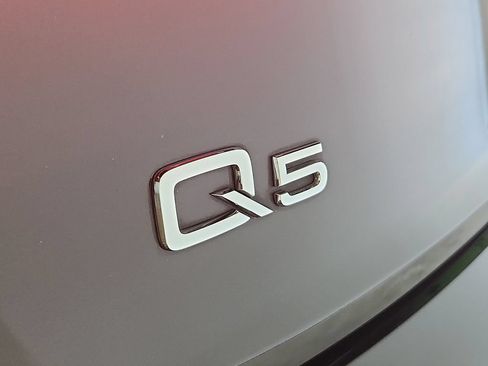Used 2018 Audi Q5 Prestige AWD/4WD image 32