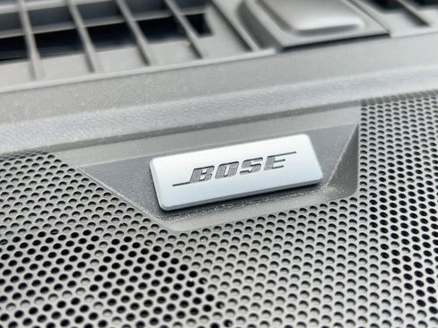 Used 2024 GMC Canyon Denali image 22