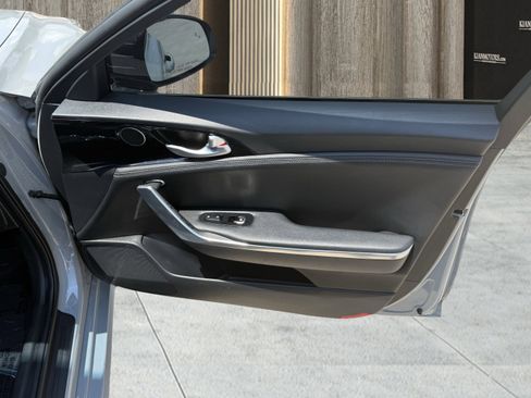 Used 2022 Kia Stinger GT-Line image 41
