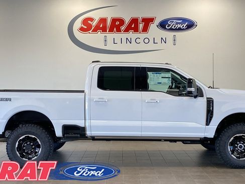 New 2026 Ford F250 Platinum w/ Tremor Off-Road Package AWD/4WD image 8