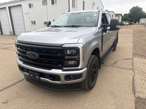 Used 2024 Ford F250 Lariat w/ Black Appearance Package AWD/4WD image 5